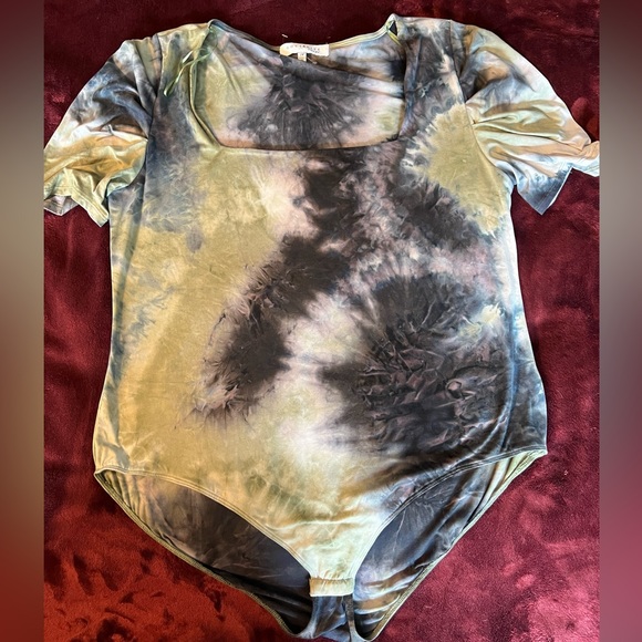 Socialite Curve Tie Dye bodysuit - Picture 2 of 6